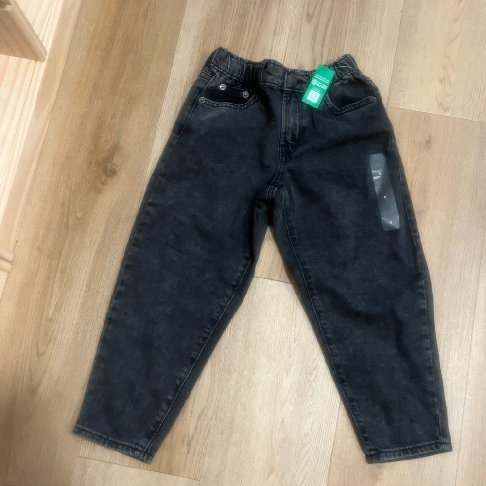 Gap Girls brand new barrel jeans size 6